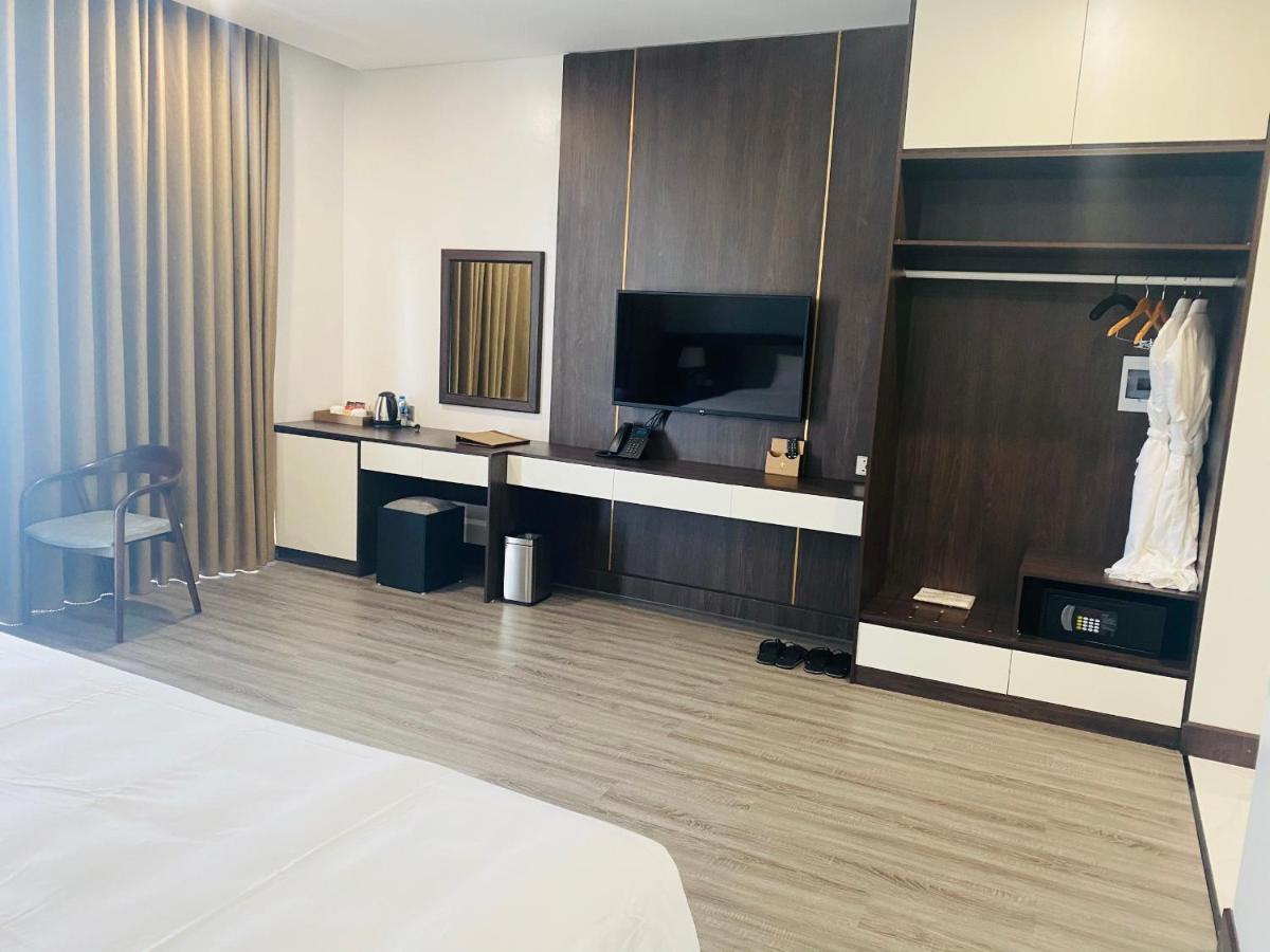 Diamond Hotel Van Don Cam Pha エクステリア 写真